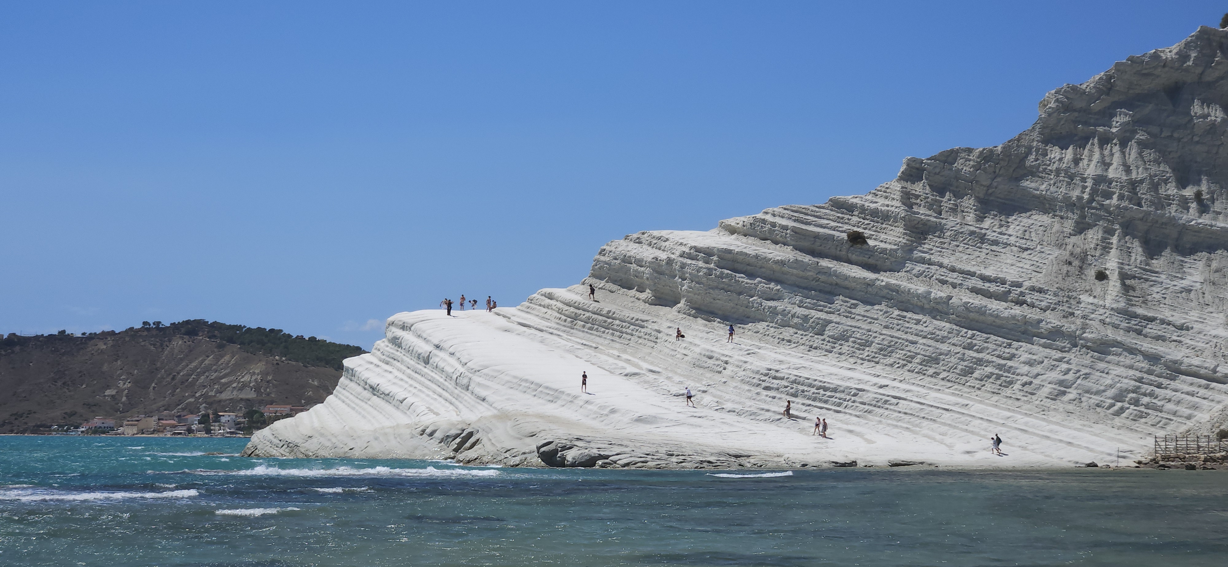 Scala dei Turchi: la scogliera incantata della Sicilia tra mare, storia e natura